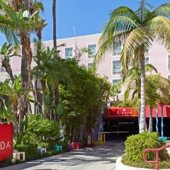 Ramada Plaza by Wyndham West Hollywood Hotel & Suites