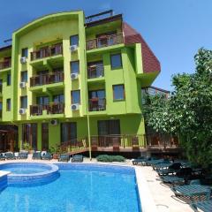 Green Hisar Hotel Family