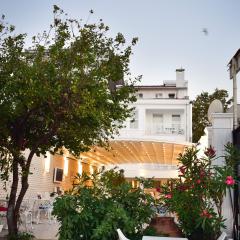 Büyükada Port Hotel