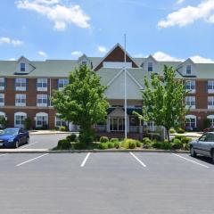 BlissPoint Inn & Suites Marion