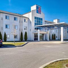 Motel 6-Peterborough, ON