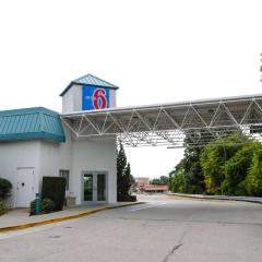 Motel 6-Warwick, RI - Providence Airport - I-95