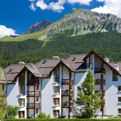 Schweizerhof Ferienwohnungen Lenzerheide 1