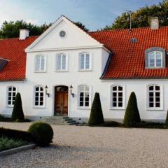 Louiselund Bed & Breakfast