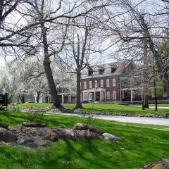 Fort Harrison State Park Inn