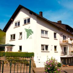 Weingut-Brennerei-Gästehaus Emil Dauns