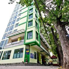 Green Batara Hotel