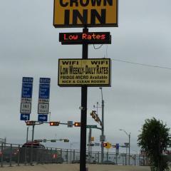 Crown Inn Grand Prairie