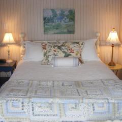 Rothesay House Heritage Inn B&B