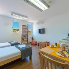 Studio apartment Ivona