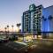 Holiday Inn Express & Suites Santa Ana - Orange County, an IHG Hotel