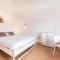 Tooting Broadway Studios & Rooms by DC London Rooms