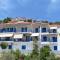 Matina Apartments Tyros