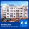 FabHotel Blossoms Service Apartment - Nr Chennai City Center & MGR Memorial House & Pondy Bazaar