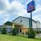 Motel 6 Lancaster