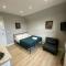 Holloway Suites - Next To Emirates Stadium - Private Bathroom - Shared Kitchen