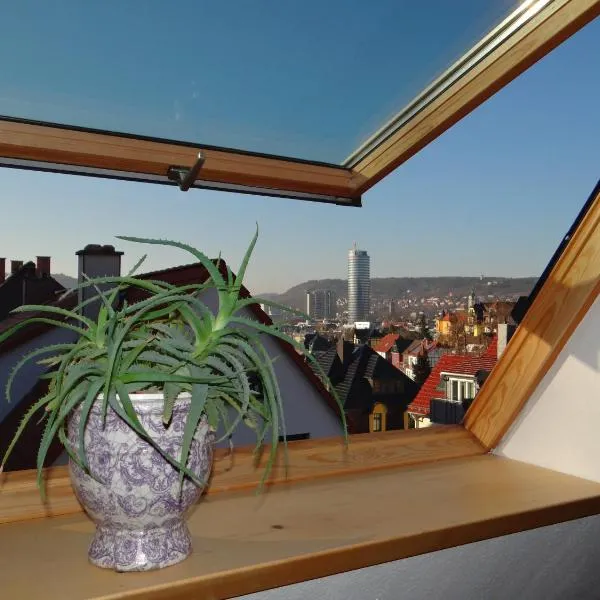 attraktives 2-Zimmer-Apartment mit Ausblick, hotel v destinaci Jena