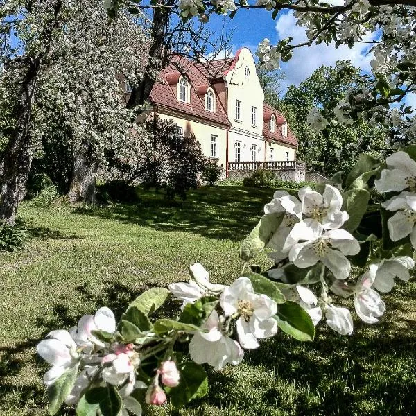 Maras Manor, hotel di Jūrkalne