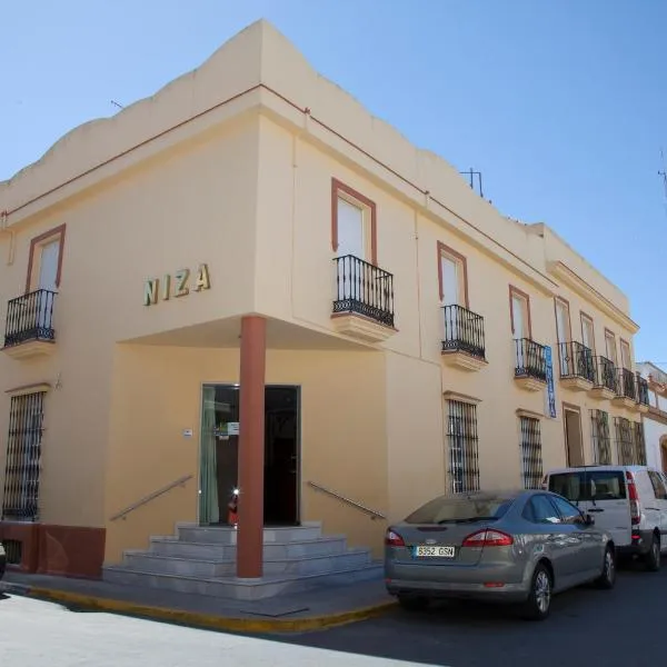 Hostal Niza, hótel í Punta Umbría