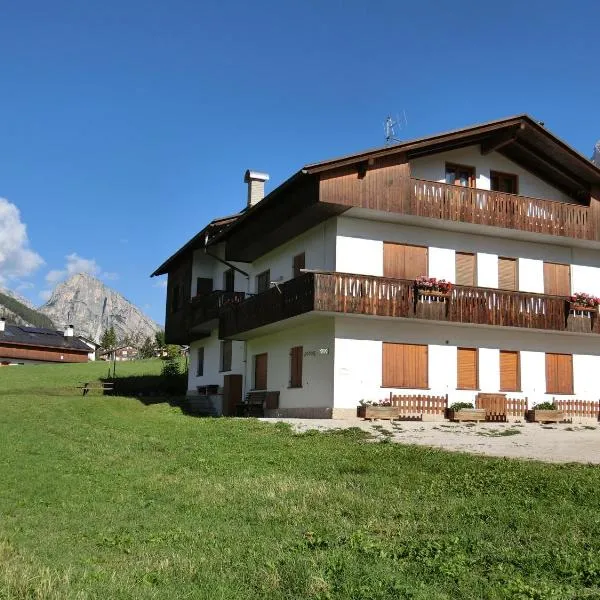 ATTICO Lodge, hotell sihtkohas Cortina dʼAmpezzo