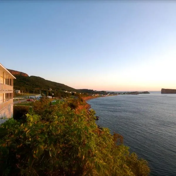 Hôtel La Côte Surprise, hotel en Percé