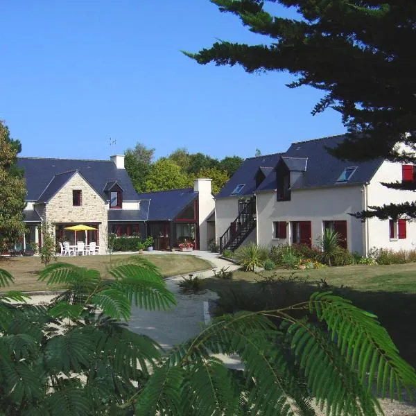 Le Tertre Gatinais, hotel u gradu Dinar