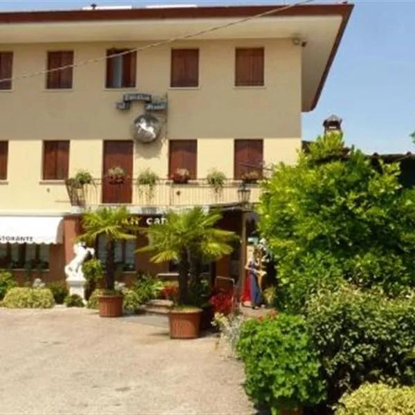 Al Cavallino Bianco, hotel in Tricesimo