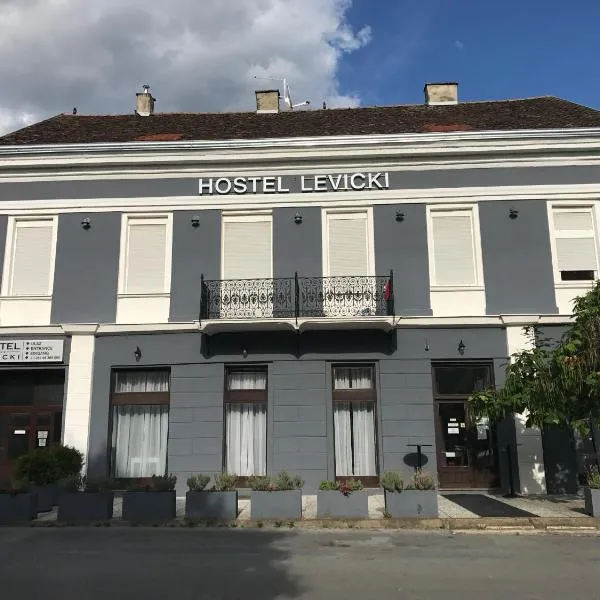 Hostel Levicki, hotelli kohteessa Slavonski Brod