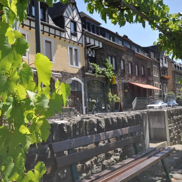 Gästezimmer im Weingut Amlinger&Sohn, khách sạn ở Zell an der Mosel