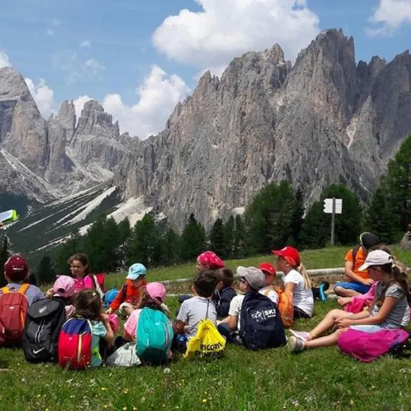 Family Hotel Gran Baita, hotel i Pozza di Fassa