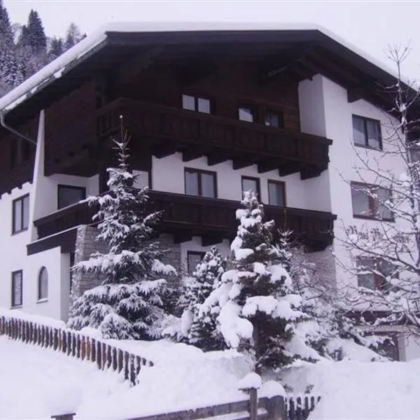 Gästehaus Hochwimmer, готель у місті Криммль