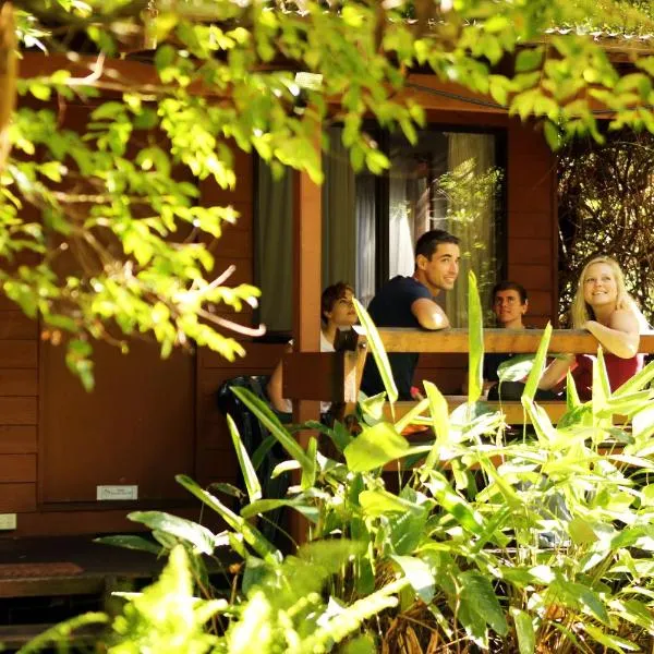 Samurai Beach Bungalows - Port Stephens YHA, hotelli kohteessa Nelson Bay