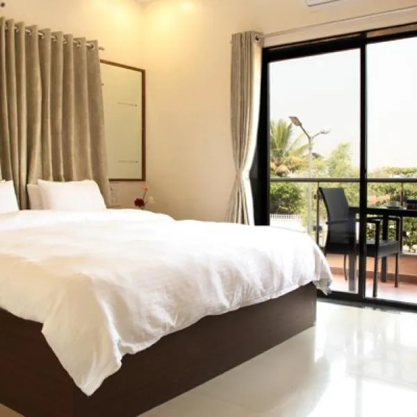 Saburi Apartments Shirdi, hotell i Shirdi