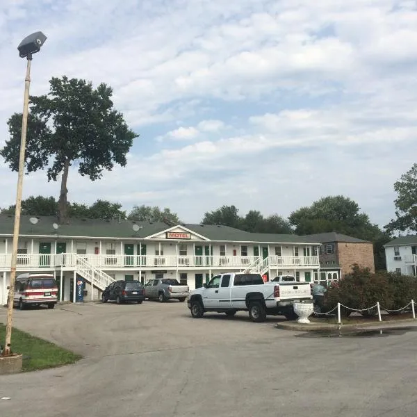 Hoosier Travel Lodge, hotel em Louisville