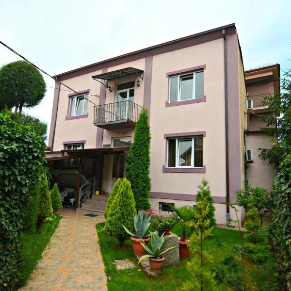 Guest House Via: Manastır şehrinde bir otel