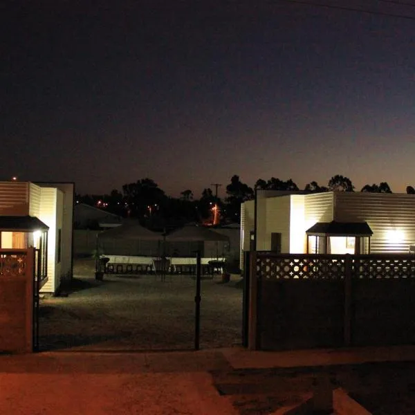 Cabanas Via Nautica, hotel en Algarrobo