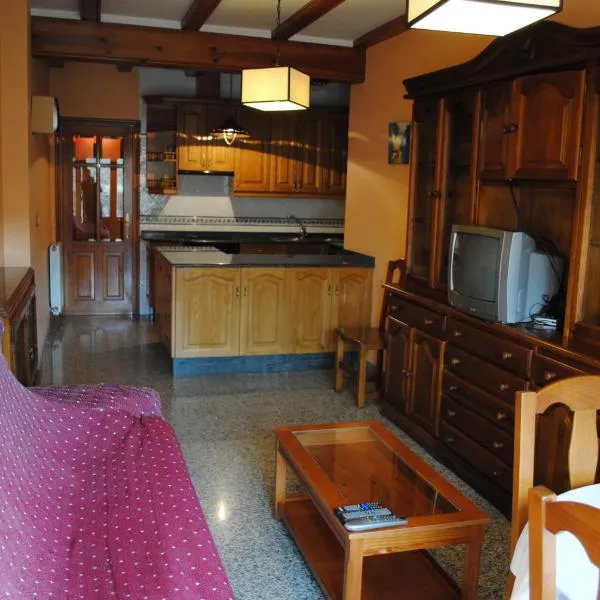 APARTAMENTOS RIO MORA 2, hotel en Mora de Rubielos