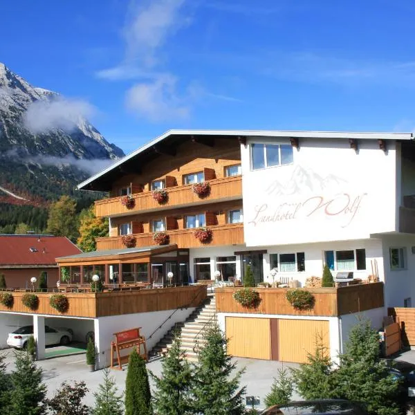 Landhotel Wolf, hotel u gradu 'Leutasch'