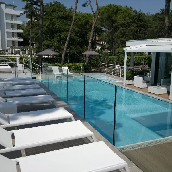 Suite Erica Lignano Hotel, hotel em Lignano Sabbiadoro