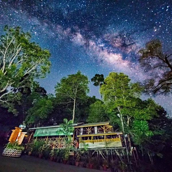 Borneo Tropical Rainforest Resort, hotel v destinaci Kampong Butir