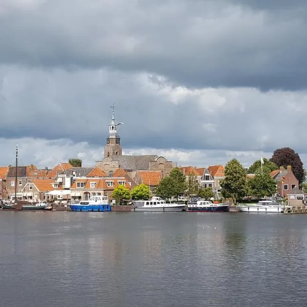 Overnachten bij Vergeet me Niet in Blokzijl, готель у місті Гітгорн