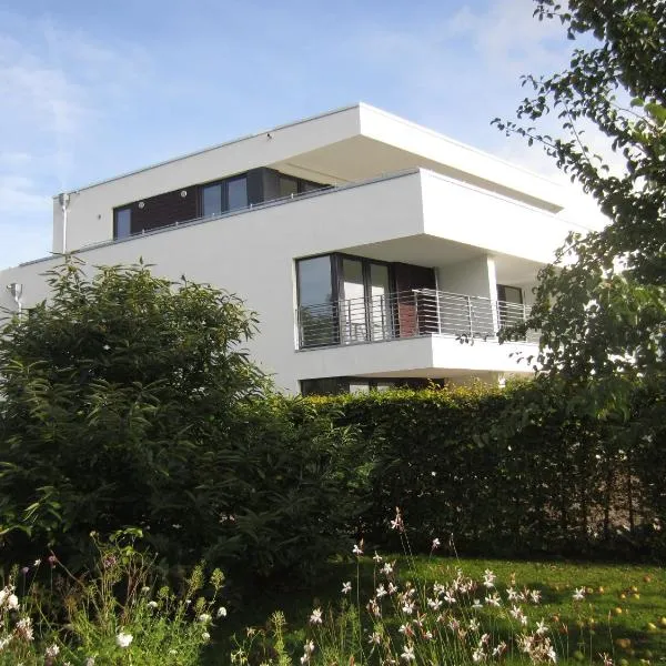 Ferienwohnung Sundblick, hotel em Altefähr