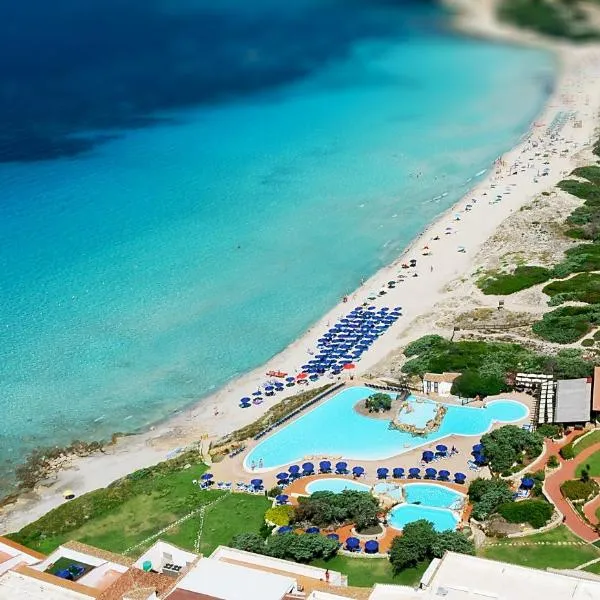 COLONNA GRAND HOTEL CAPO TESTA, a Colonna Luxury Beach Hotel, Santa Teresa Sardegna, hotel di Santa Teresa Gallura