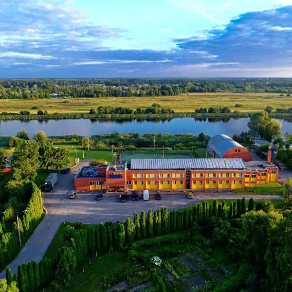 Riverside Motel Jelgava – hotel w mieście Jełgawa