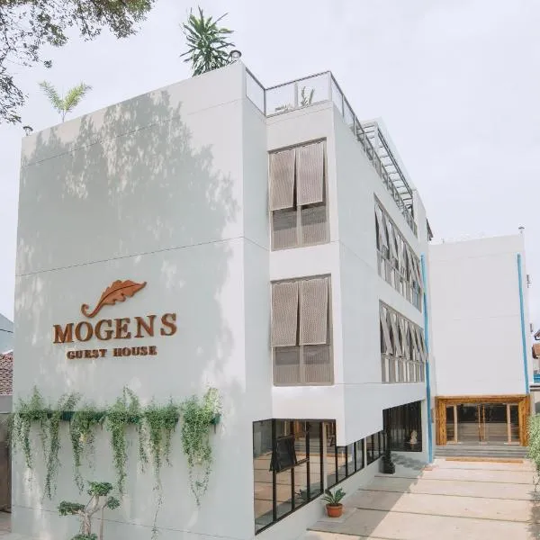 Mogens Guesthouse, khách sạn ở Bandung