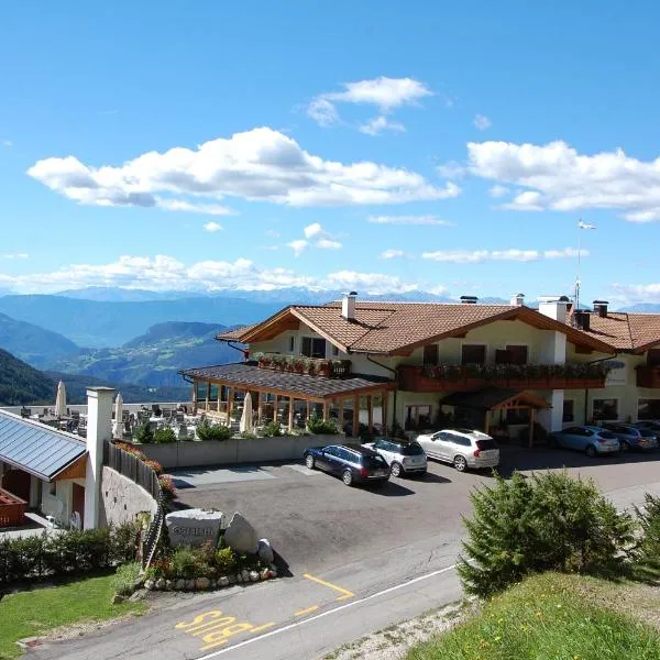 Hotel Gstatsch, khách sạn ở Alpe di Siusi