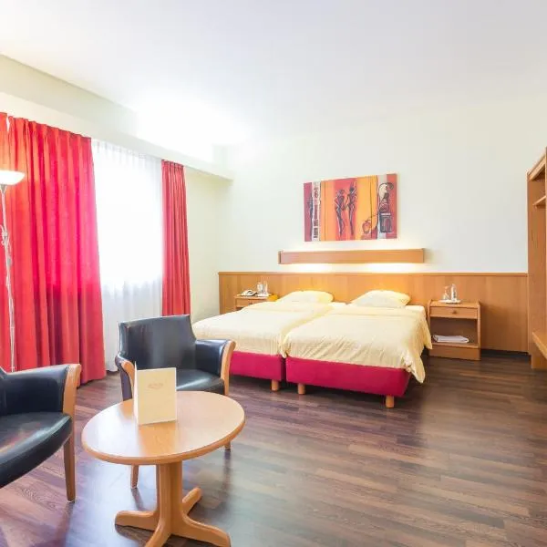 Logis Hôtel Acacia, hotel u gradu Eš sir Alzet