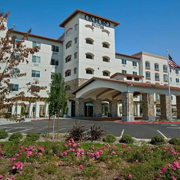 Rohnert Park में, होटल Oxford Suites Sonoma - Rohnert Park