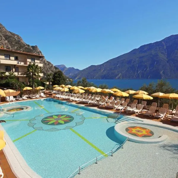 Hotel Ilma Lake Garda Resort, hotelli Limone sul Gardassa