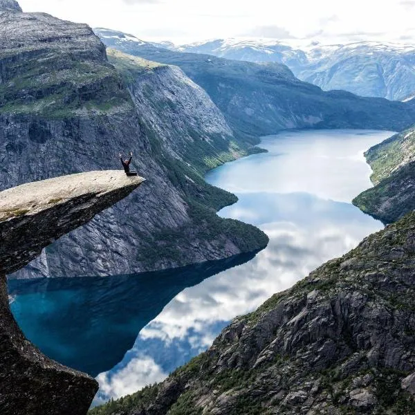 Trolltunga/Folgefonna Camp house, hótel í Norheimsund